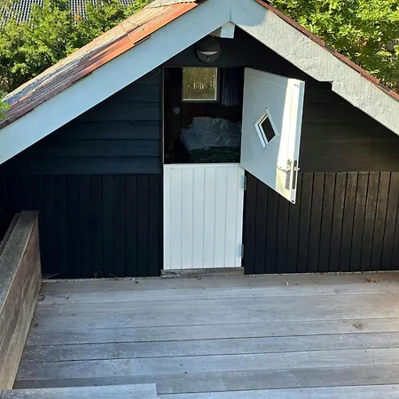 Classic 1970s Summer House With Kattegat Views Сasa de vacaciones